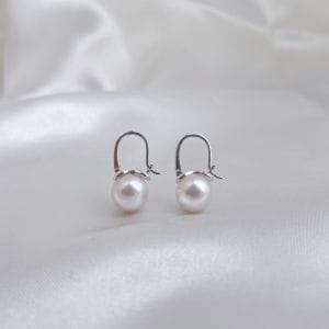8.5-9mm White Japanese Akoya Pearl Hoop Earrings