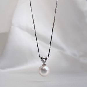 Ribbon Twist White Japanese Akoya Pearl Pendant