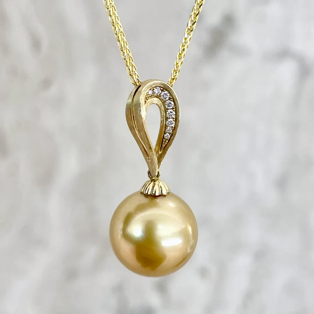 Golden South Sea Pearl Golden Swirl Sparkle Pendant