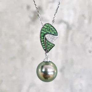 Black Tahitian Pearl Tsavorite & Diamond Pendant