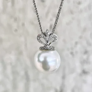 White South Sea pearl Crown Pendant